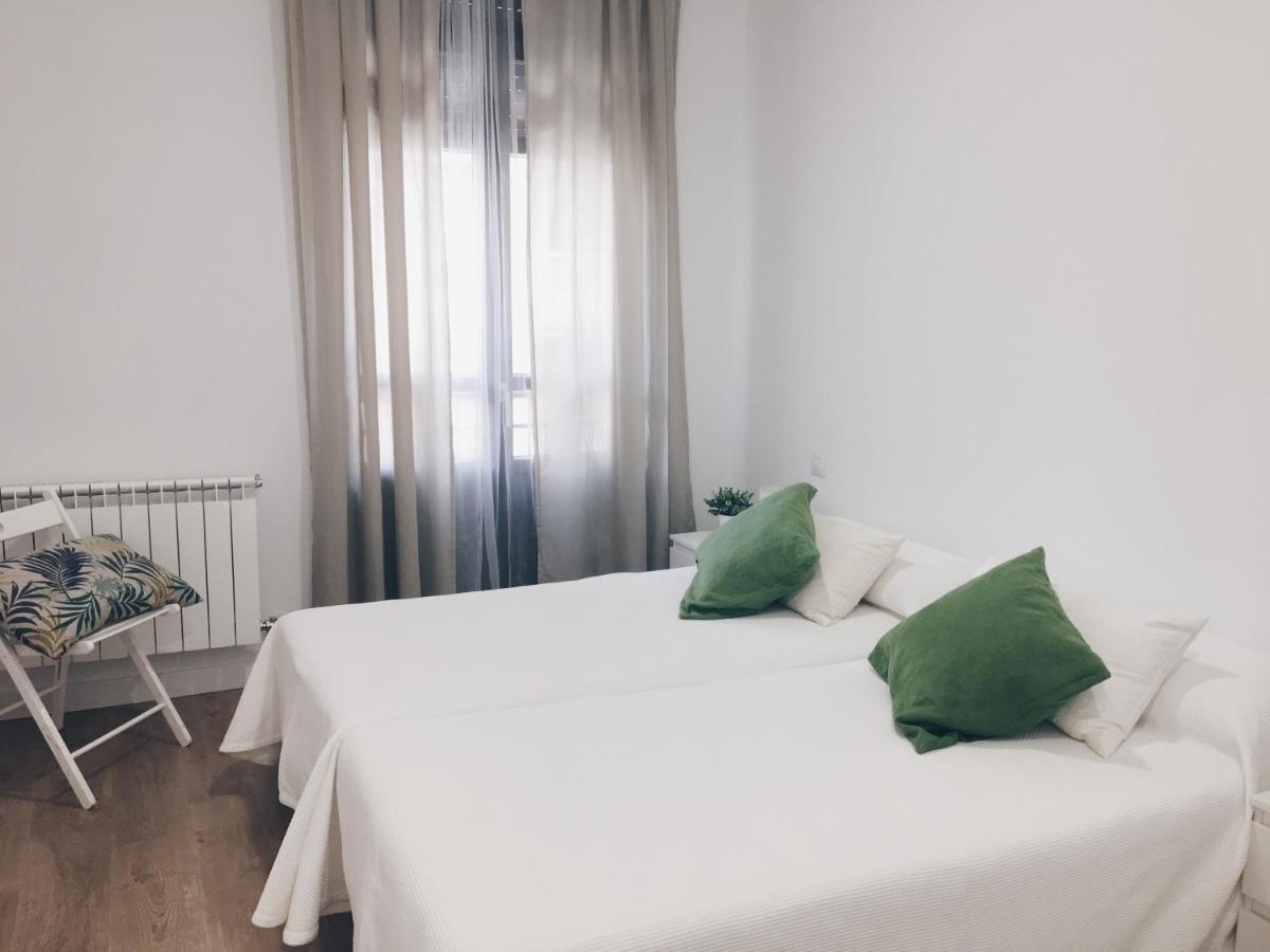 Apartamentos Pozo Amarillo 萨拉曼卡 外观 照片