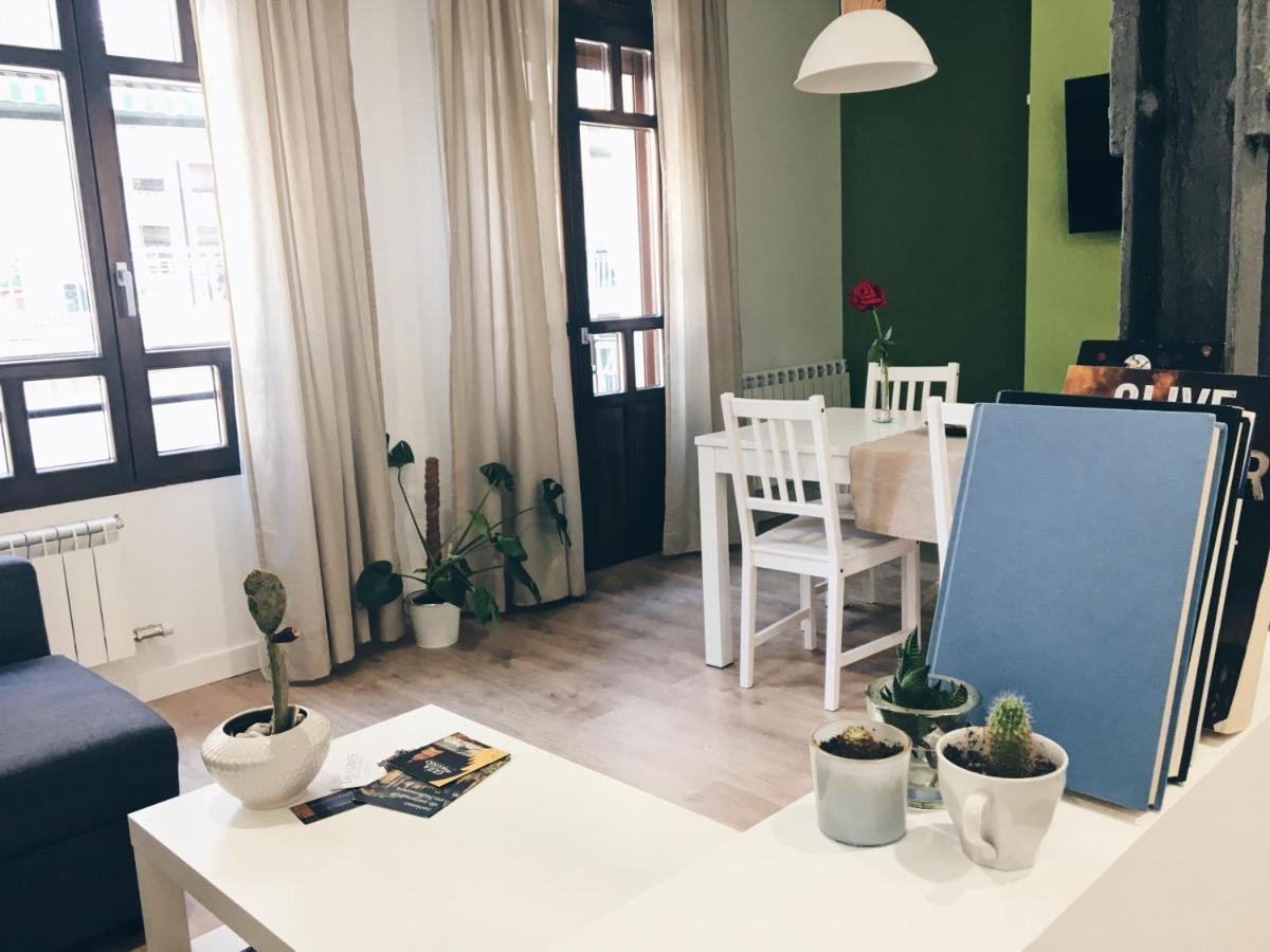 Apartamentos Pozo Amarillo 萨拉曼卡 外观 照片