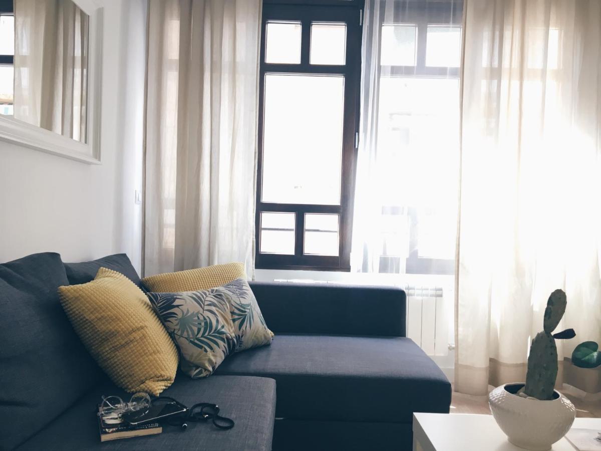 Apartamentos Pozo Amarillo 萨拉曼卡 外观 照片