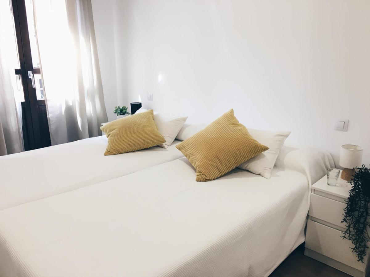 Apartamentos Pozo Amarillo 萨拉曼卡 外观 照片